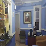 Desmond Hotel